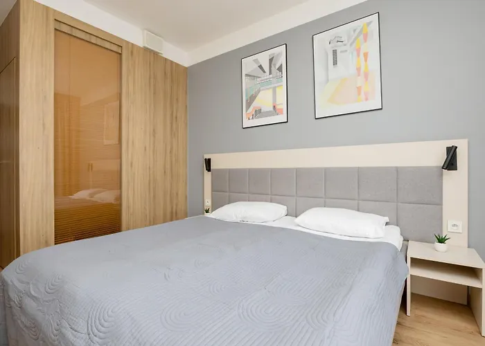 Business Wolska By Renters وارسو