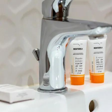 Business Wolska By Renters ワルシャワ