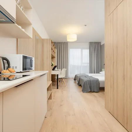 Business Wolska By Renters * ワルシャワ